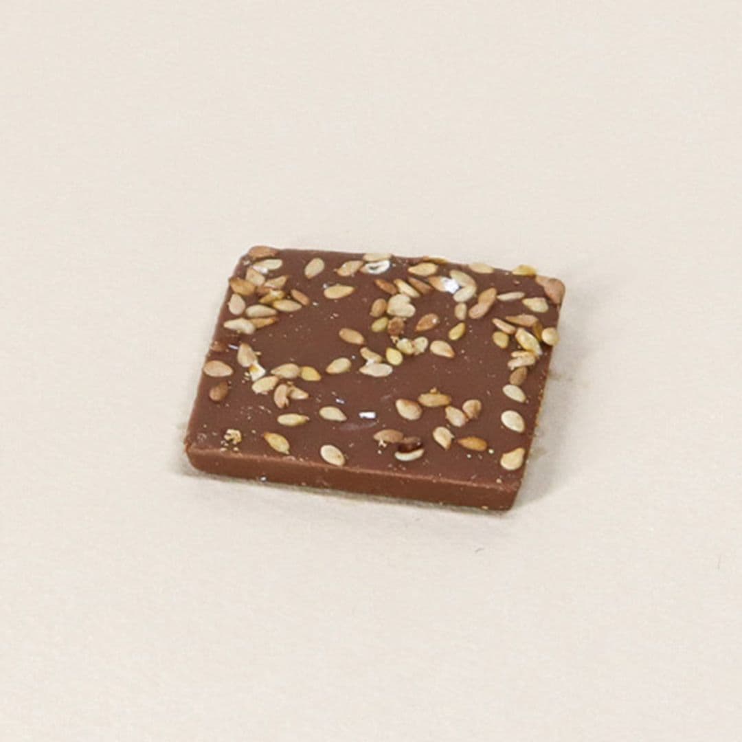 Mini-carrés de chocolat noir et lait assortis